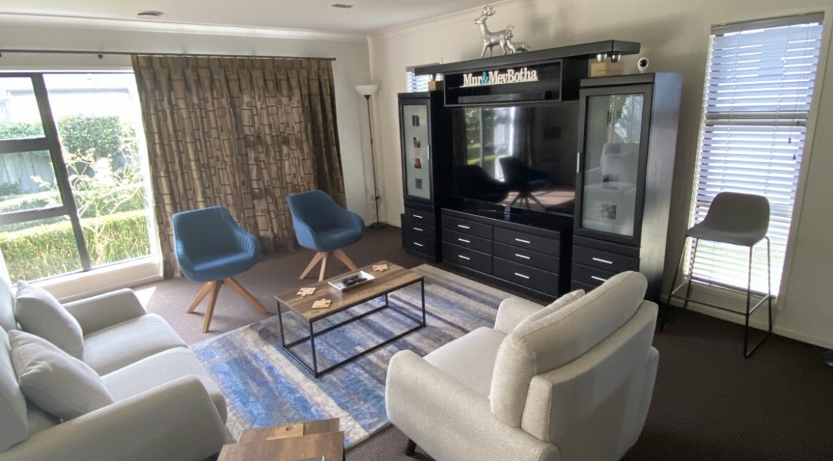 fb93eb01-15bd-4537-a8f6-76b2626f255f